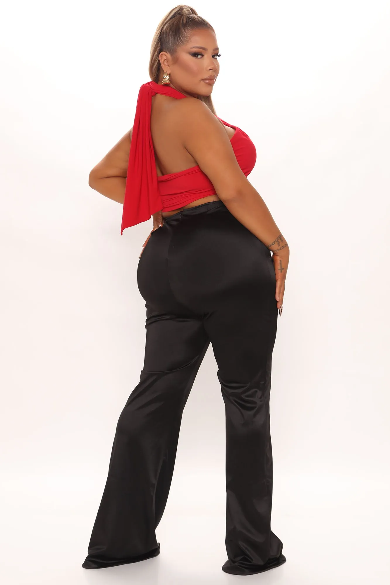 All Glowed Up Satin Flare Pant 33 - Black