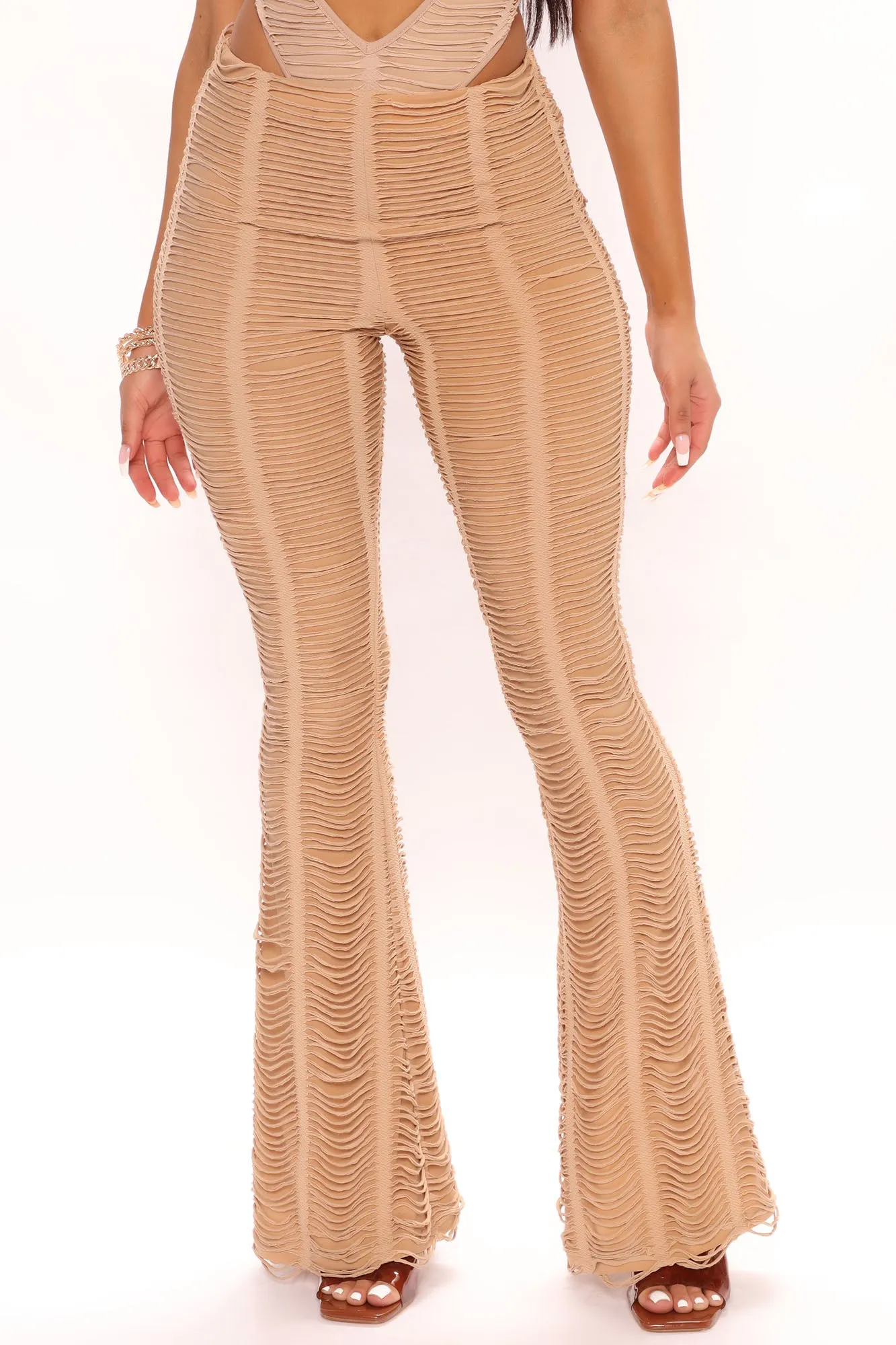 Attention On You Distressed Pant 32 - Mocha