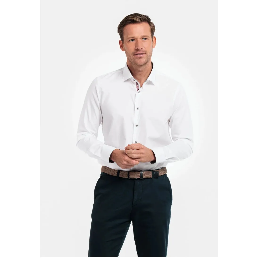Giordano Modern Fit Fine Twill Pure Cotton Shirt in White 427886